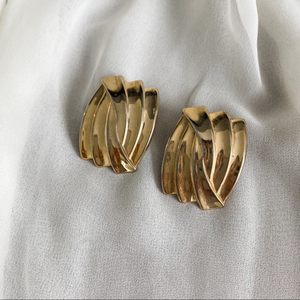 Vintage Gold Chunky Ribbed Square XL Earrings